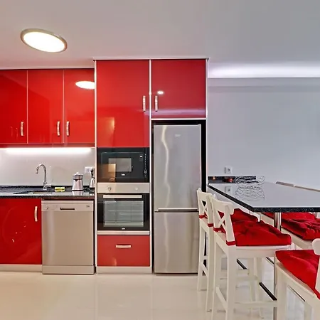 Harmony With Pool By Homing Appartement *